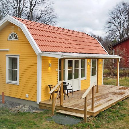 Kristina Attefall I Vaesterhaninge Extérieur photo