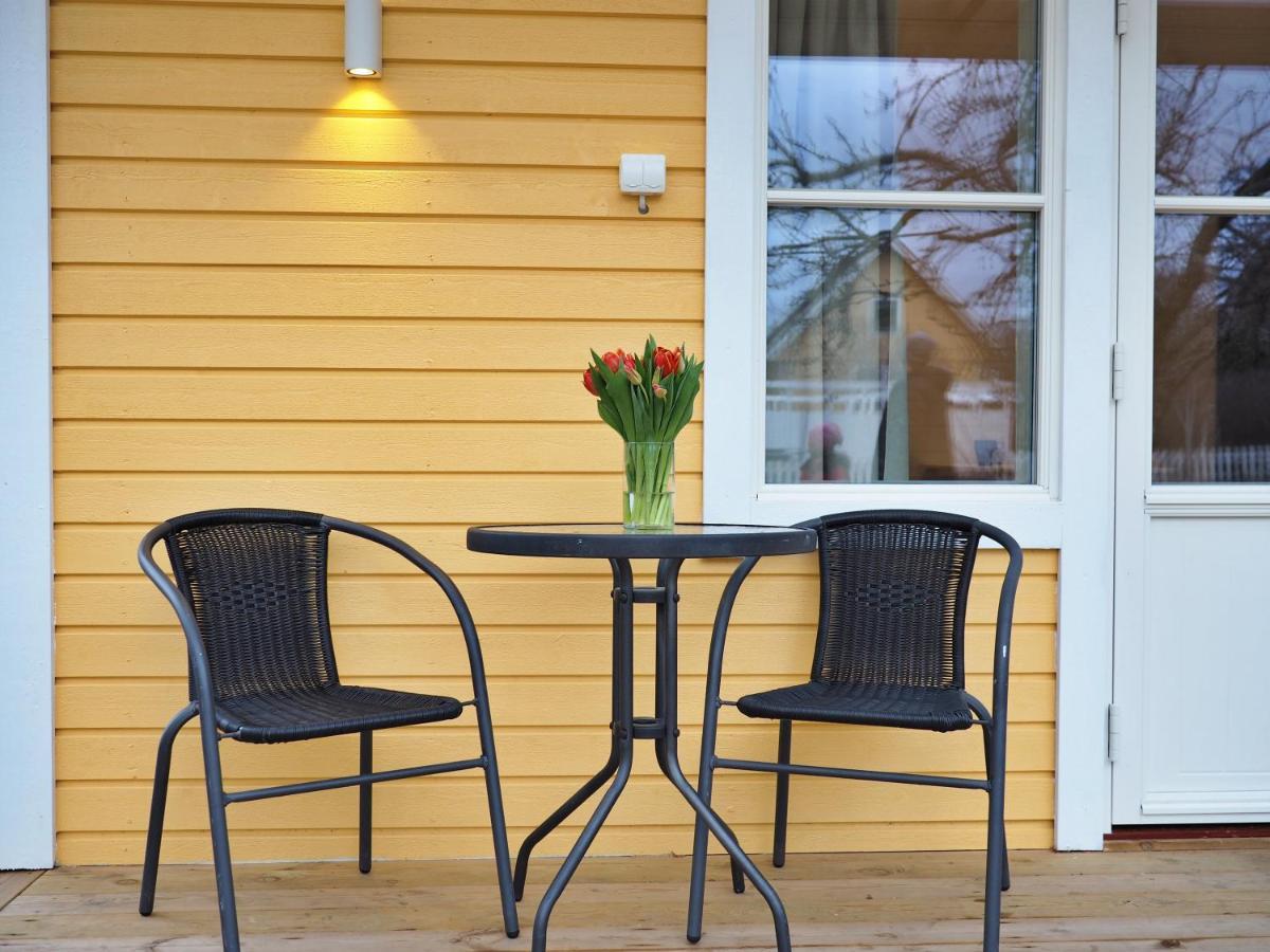 Kristina Attefall I Vaesterhaninge Extérieur photo